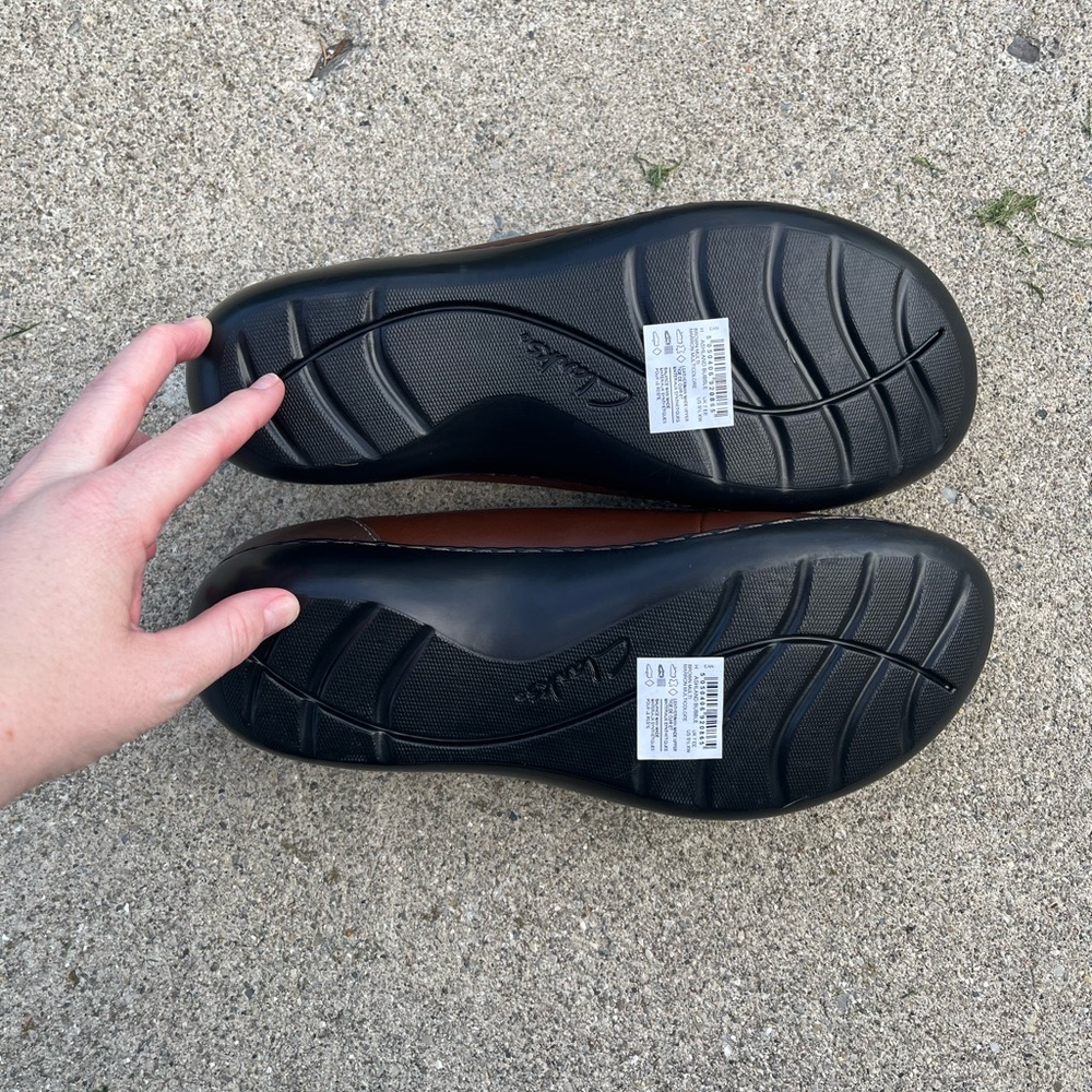 Clark’s Ashland bubble shoes - Picture 3 of 8